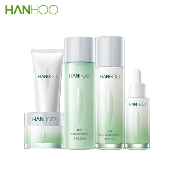 Hanhoo 韩后 茶蕊胜肽明星经典礼盒 HH-137